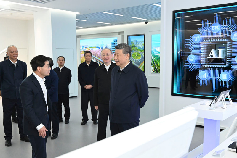 习近平：建设社会主义现代化强国，关键在科技自立自强