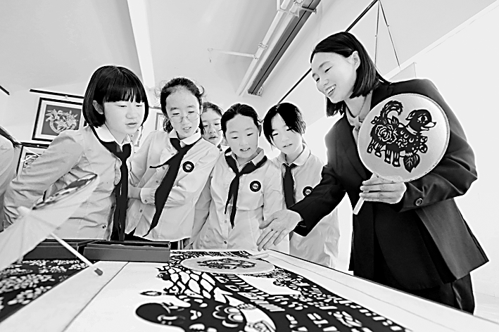搭建思维“阶梯” 跨越学段壁垒——探索中华优秀传统文化一体化教学新路径 搭建思维“阶梯” 跨越学段壁垒——探索中华优秀传统文化一体化教学新路径