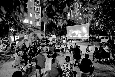 点亮乡村孩子的“精神天空”