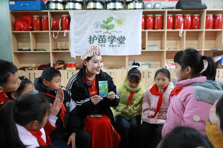 杨钰尼委员：履职就是要接地气、聚合力、办实事